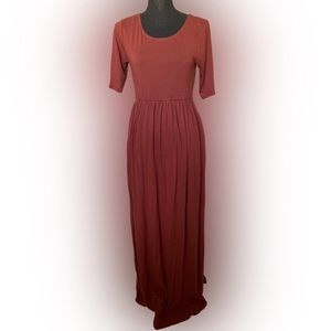 Zenana Outfitters Women’s Dress medium Rust Brown Pockets Half Sleeve Stretch
